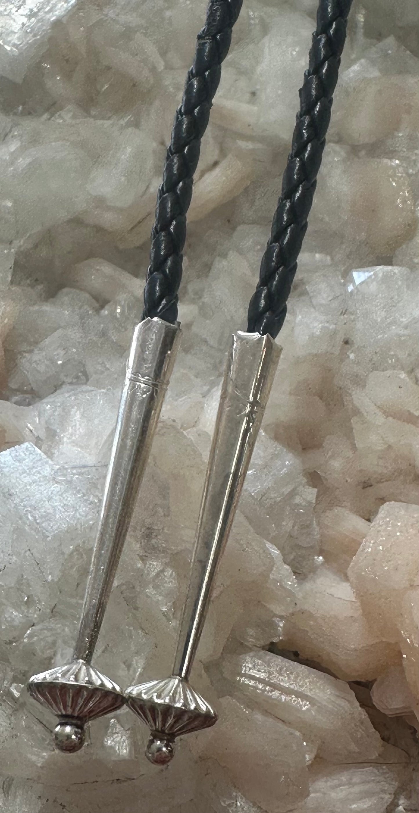 Spiney Oyster Bolo Tie